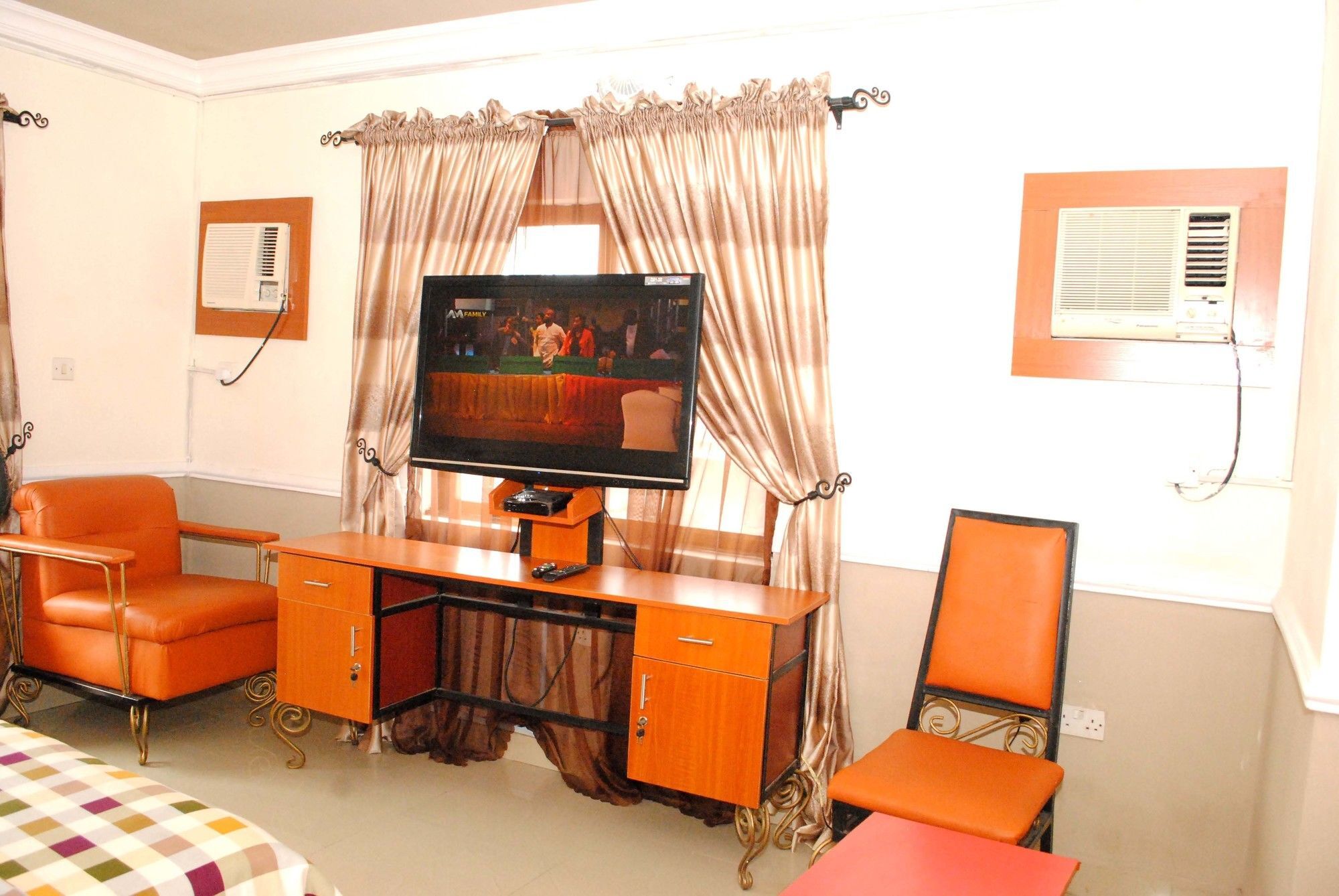 Aquatic Suites & Lounge Lagos Ngoại thất bức ảnh