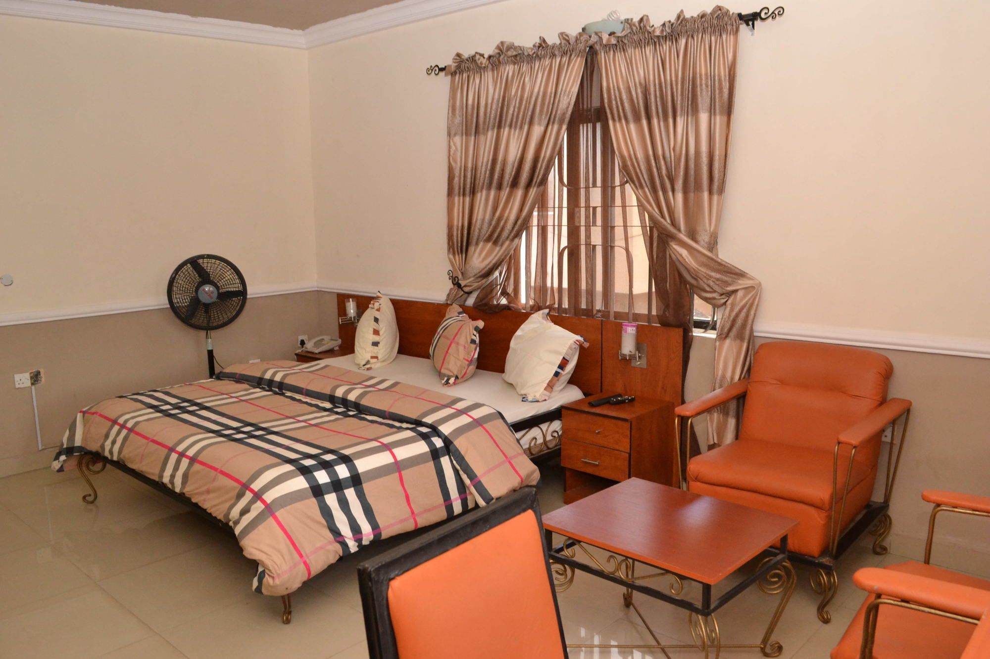 Aquatic Suites & Lounge Lagos Ngoại thất bức ảnh
