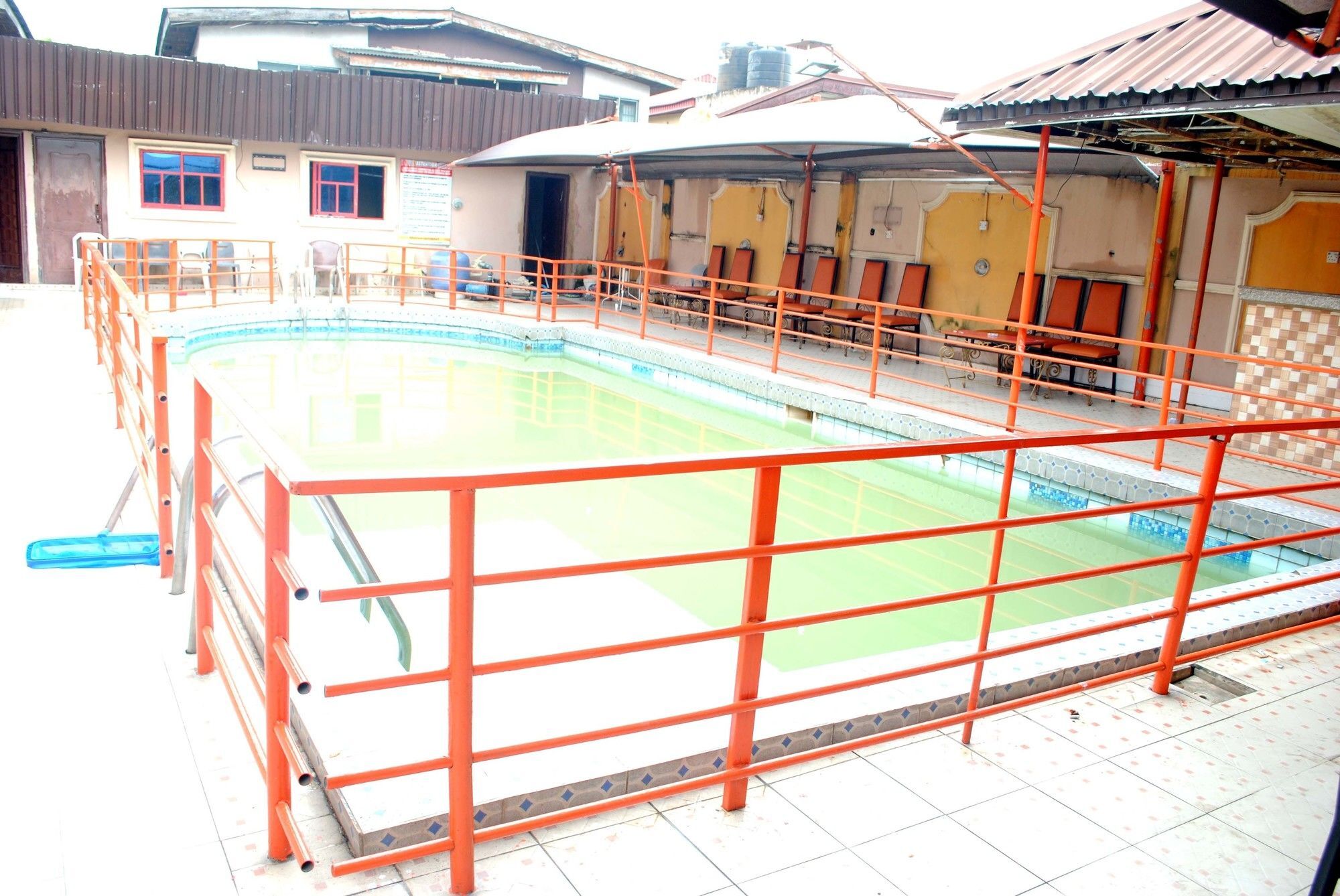 Aquatic Suites & Lounge Lagos Ngoại thất bức ảnh